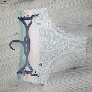 Lucky Brand 3 pack Thongs.